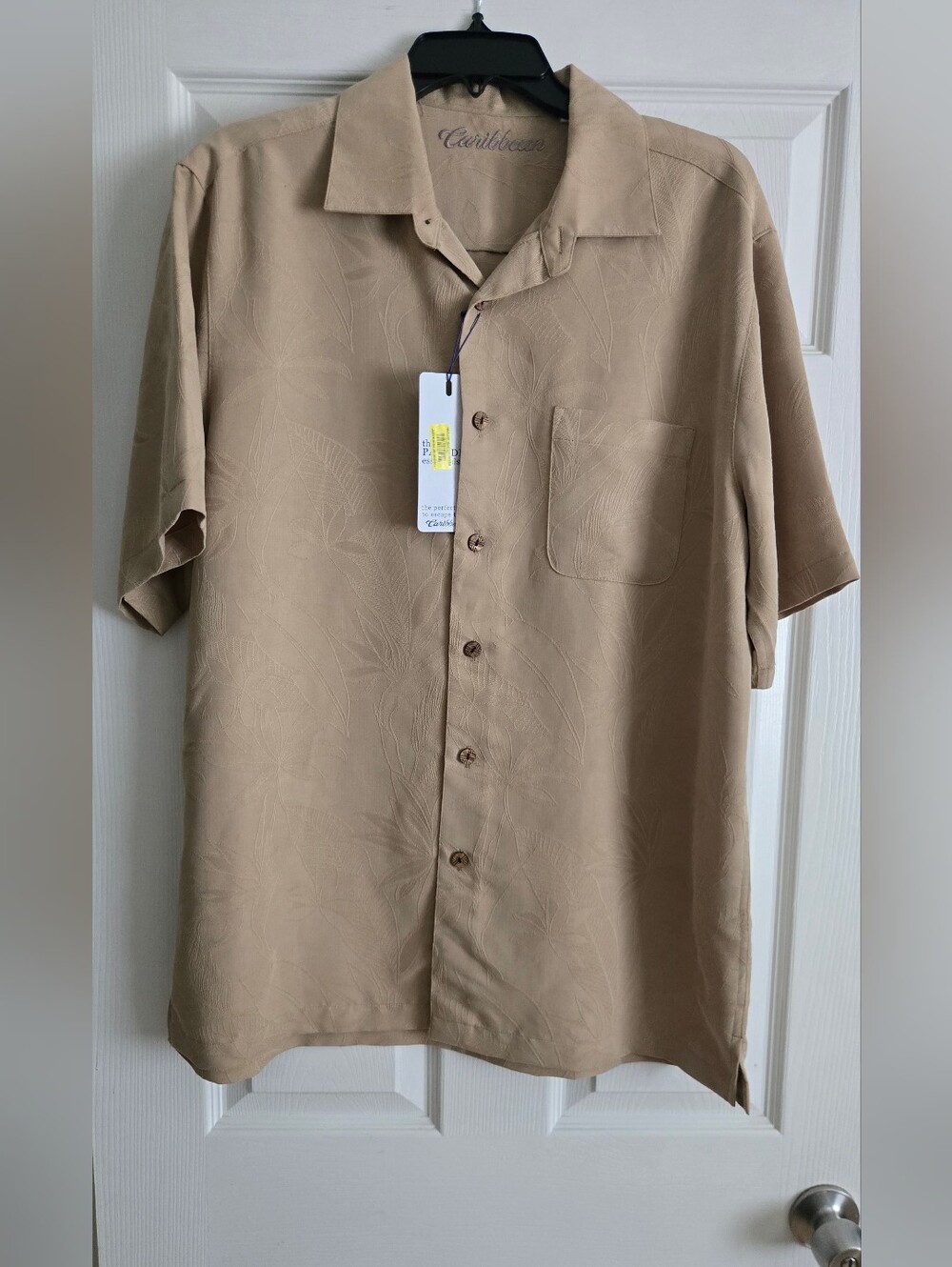 Caribbean Men's Short-Sleeve Button-Down Shirt in -Tan